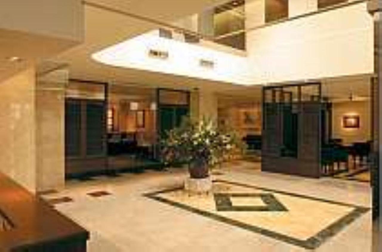 Yamanashi Grand Hotel Showa Εξωτερικό φωτογραφία